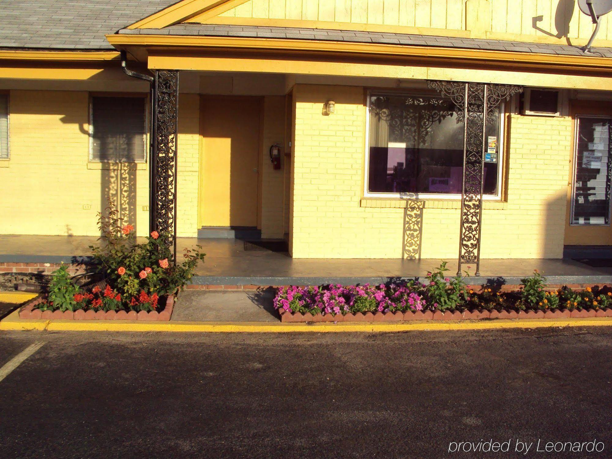 Sunrise Inn - Brownsville Buitenkant foto