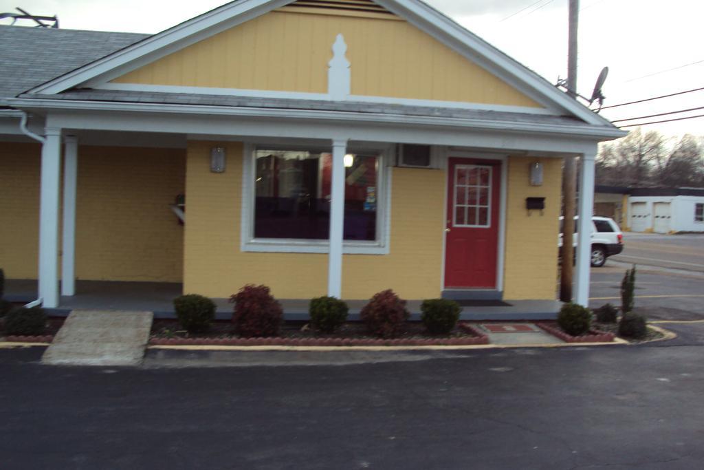 Sunrise Inn - Brownsville Buitenkant foto